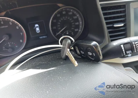 2018 Hyundai Elantra Sel z USA, uszkodzony, nr VIN 5NPD84LF5JH308027